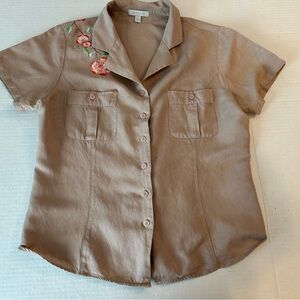 Vintage Bogari woman’s Tan embroidered floral short sleeve button down size L